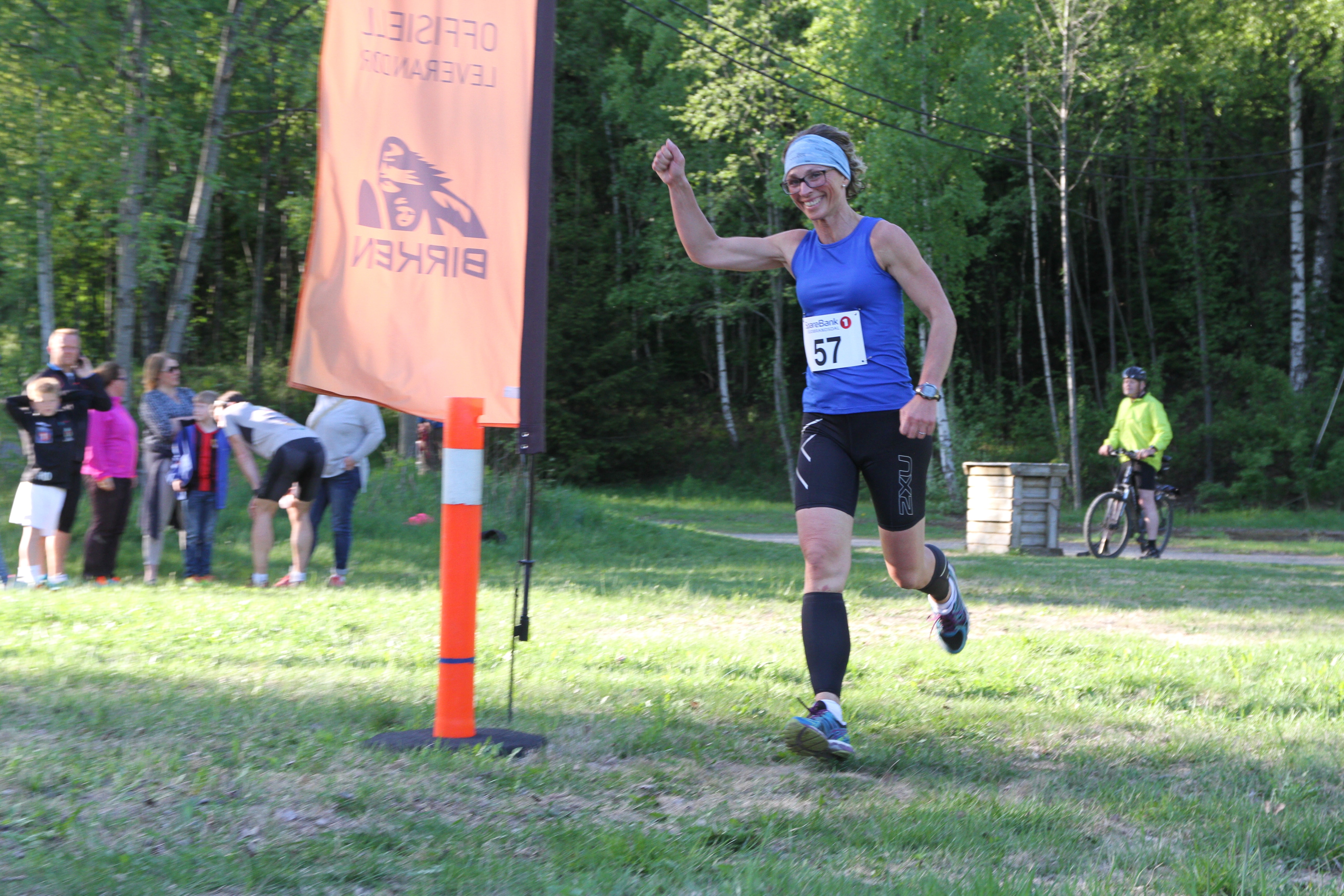 Ingebjørg Wikstrøm på oppløpet.
Start og mål på Svarstadsletta ved Fuglekikkertårnet